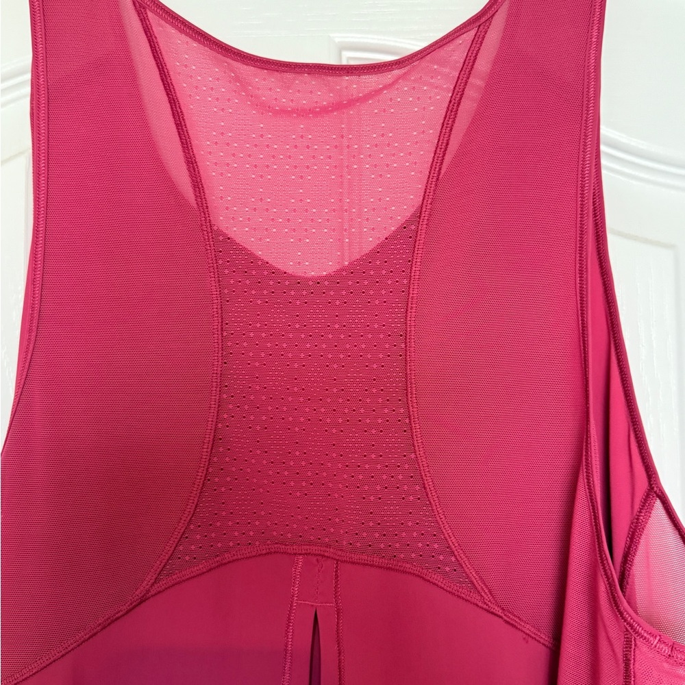 Lululemon Athletica Split-Back Training Tank Top - image 4